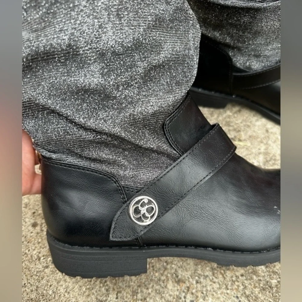 Jessica Simpson Black summit girl boots